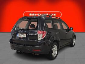 Subaru Forester vaihtoauto