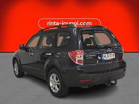 Subaru Forester vaihtoauto