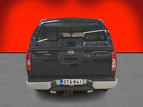 Nissan Navara vaihtoauto