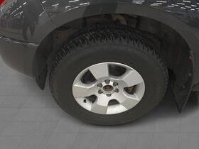 Nissan Navara vaihtoauto