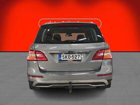 Mercedes-Benz ML vaihtoauto