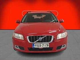 Volvo V70 vaihtoauto