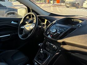 Ford Kuga vaihtoauto