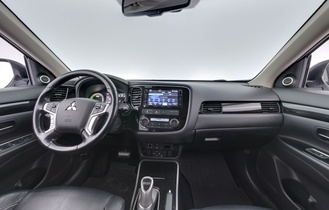 Mitsubishi Outlander vaihtoauto