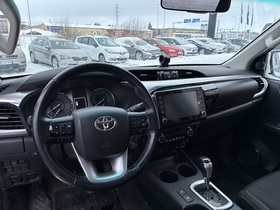 Toyota Hilux vaihtoauto