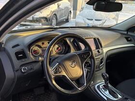 Opel Insignia vaihtoauto