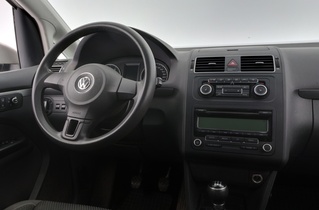 Volkswagen Touran vaihtoauto