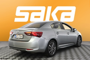 Toyota Avensis vaihtoauto