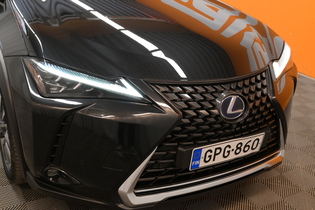 Lexus UX vaihtoauto