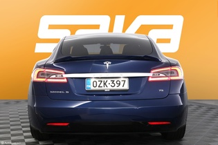 Tesla Model S vaihtoauto