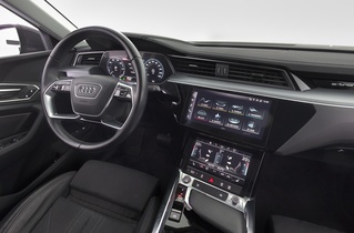 Audi Q8 e-tron vaihtoauto
