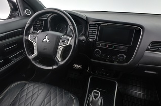 Mitsubishi Outlander vaihtoauto