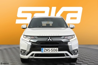 Mitsubishi Outlander PHEV vaihtoauto
