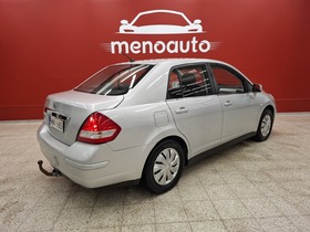 Nissan Tiida vaihtoauto