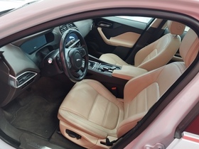 Jaguar F-PACE vaihtoauto