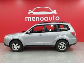 Subaru Forester vaihtoauto