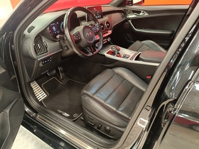 Kia Stinger vaihtoauto