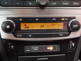 Toyota Avensis vaihtoauto