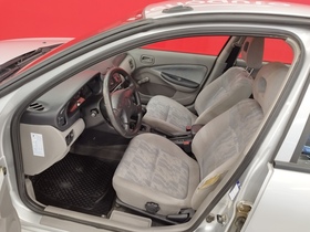 Nissan Almera vaihtoauto