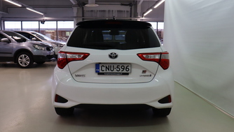 Toyota Yaris vaihtoauto