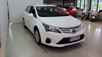 Toyota Avensis vaihtoauto