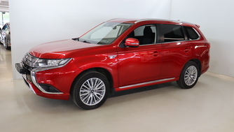 Mitsubishi Outlander PHEV vaihtoauto