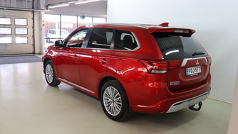 Mitsubishi Outlander PHEV vaihtoauto