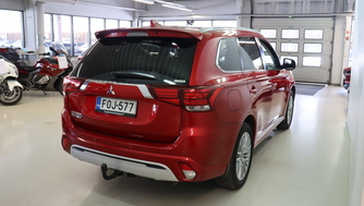 Mitsubishi Outlander PHEV vaihtoauto