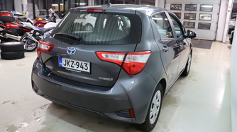 Toyota Yaris vaihtoauto
