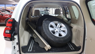 Toyota Land Cruiser vaihtoauto