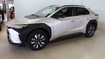 Toyota bZ4X vaihtoauto