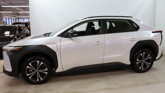 Toyota bZ4X vaihtoauto