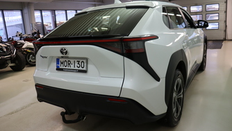 Toyota bZ4X vaihtoauto