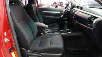 Toyota Hilux vaihtoauto