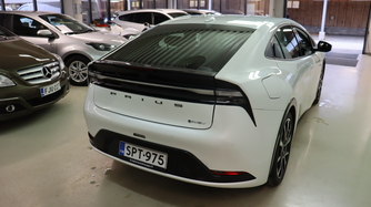 Toyota Prius Plug-in vaihtoauto