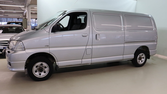 Toyota Hiace vaihtoauto
