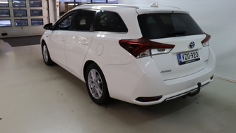 Toyota Auris vaihtoauto