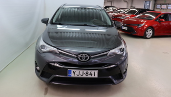 Toyota Avensis vaihtoauto