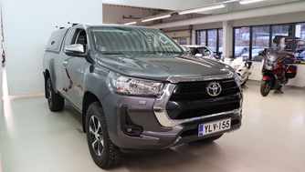 Toyota Hilux vaihtoauto