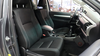 Toyota Hilux vaihtoauto