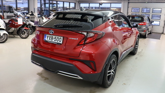 Toyota C-HR vaihtoauto