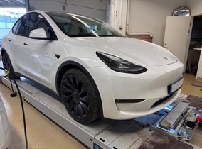 Tesla Model Y vaihtoauto