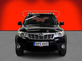 Subaru Forester vaihtoauto