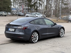 Tesla Model 3 vaihtoauto