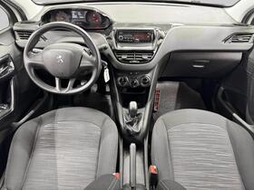 Peugeot 208 vaihtoauto