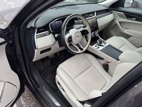 Jaguar F-PACE vaihtoauto