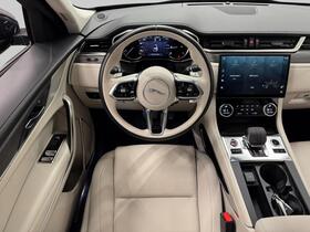 Jaguar F-PACE vaihtoauto