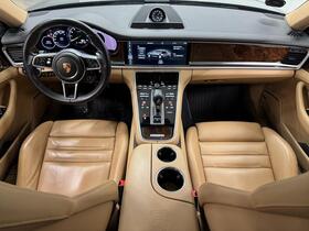 Porsche Panamera vaihtoauto