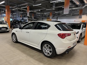 Alfa Romeo Giulietta vaihtoauto