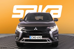 Mitsubishi Outlander PHEV vaihtoauto